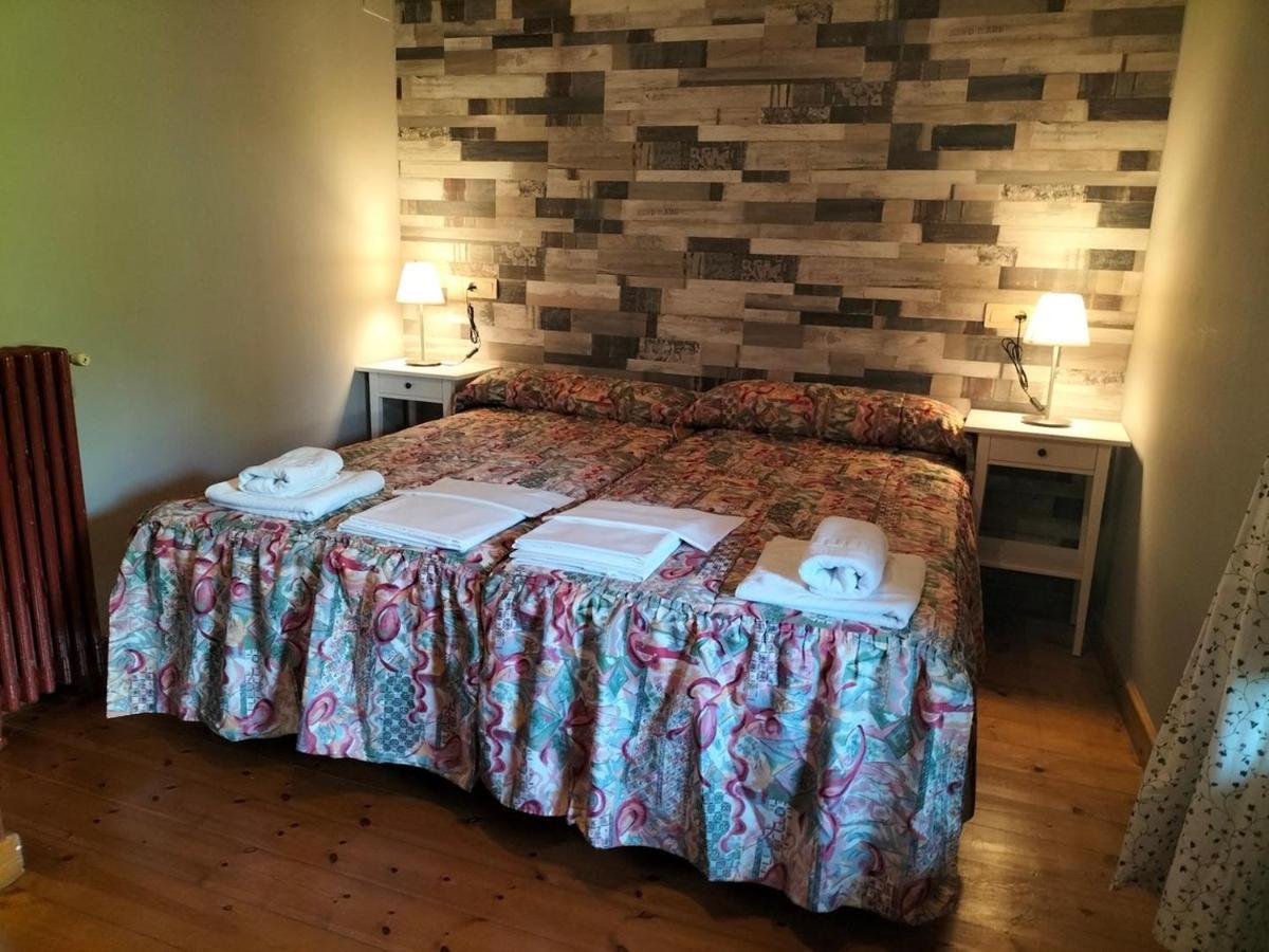 Apartamentos La Corona Llames de Parres Eksteriør billede