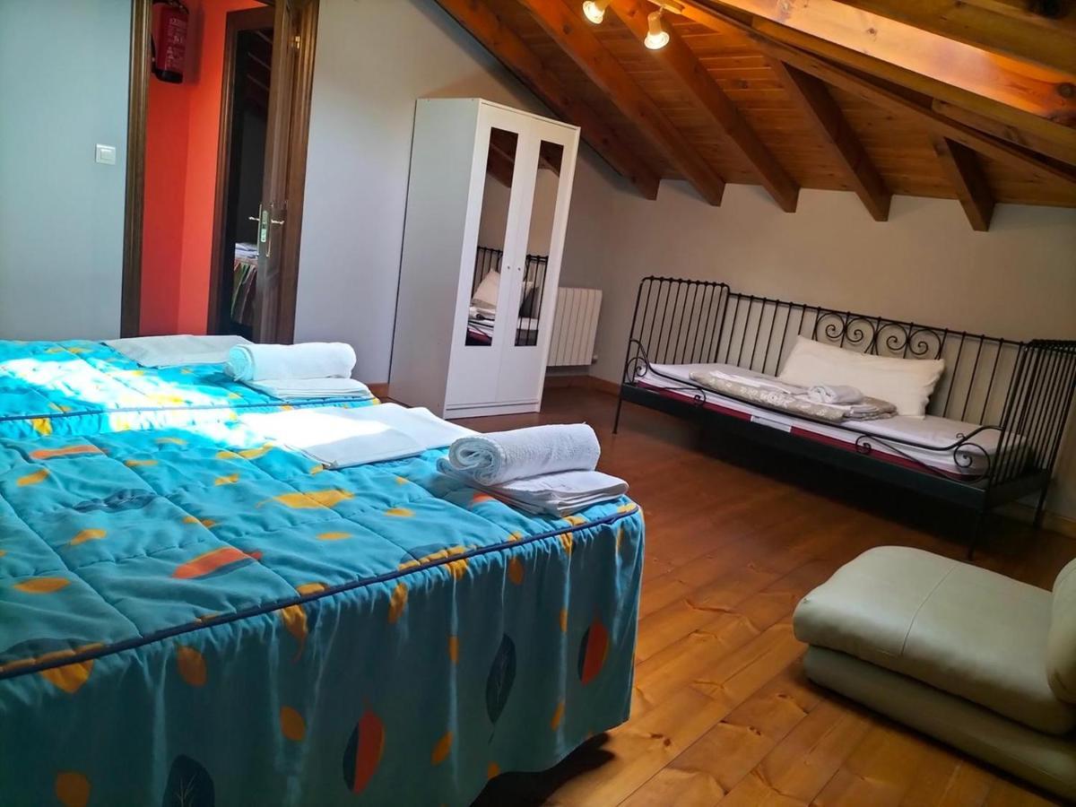 Apartamentos La Corona Llames de Parres Eksteriør billede