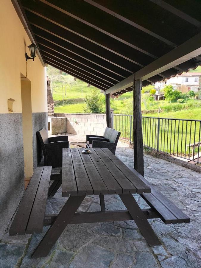 Apartamentos La Corona Llames de Parres Eksteriør billede