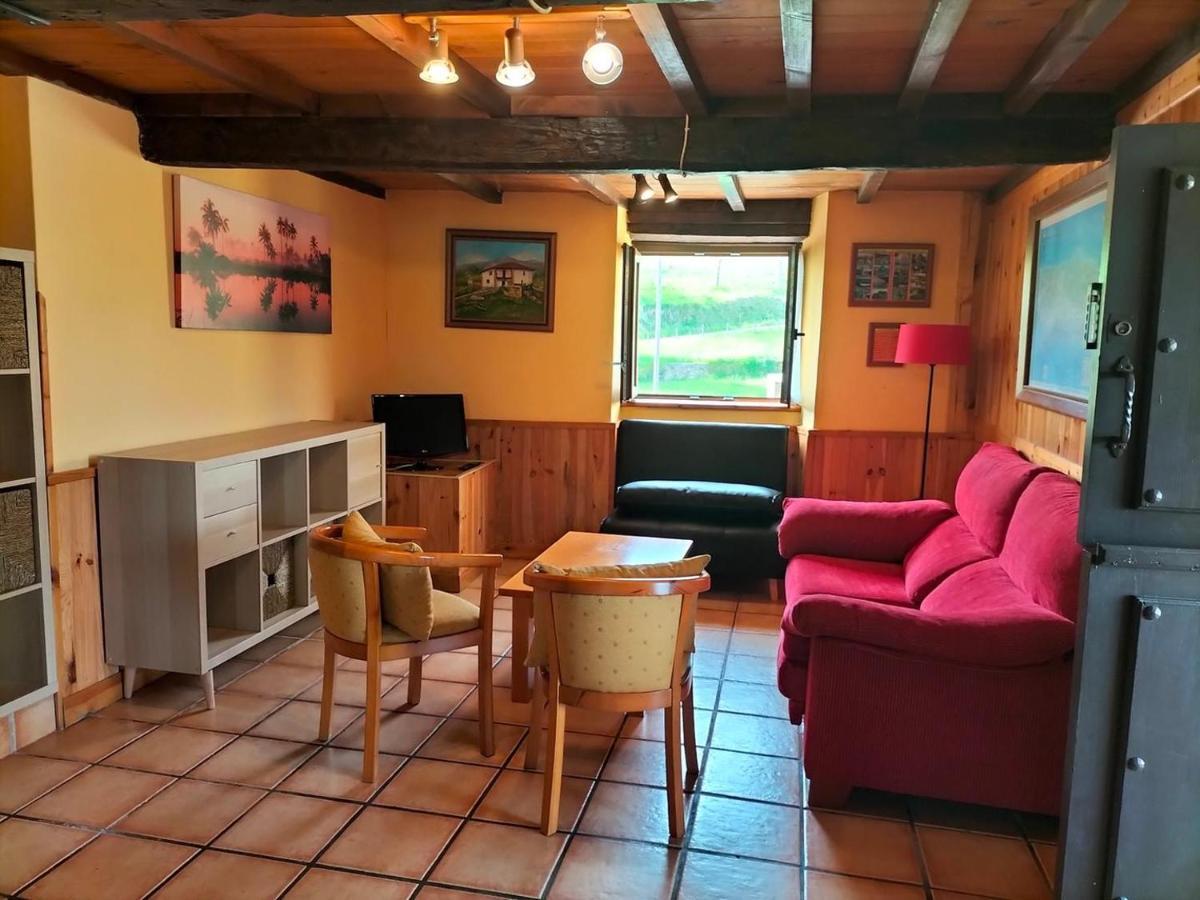 Apartamentos La Corona Llames de Parres Eksteriør billede