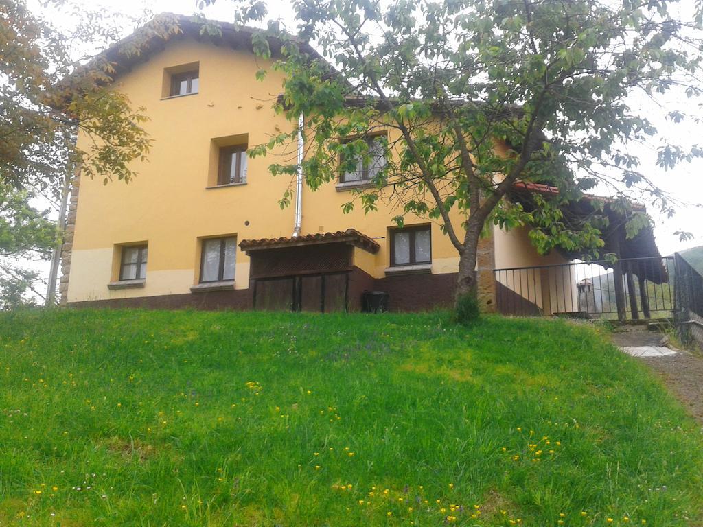 Apartamentos La Corona Llames de Parres Eksteriør billede