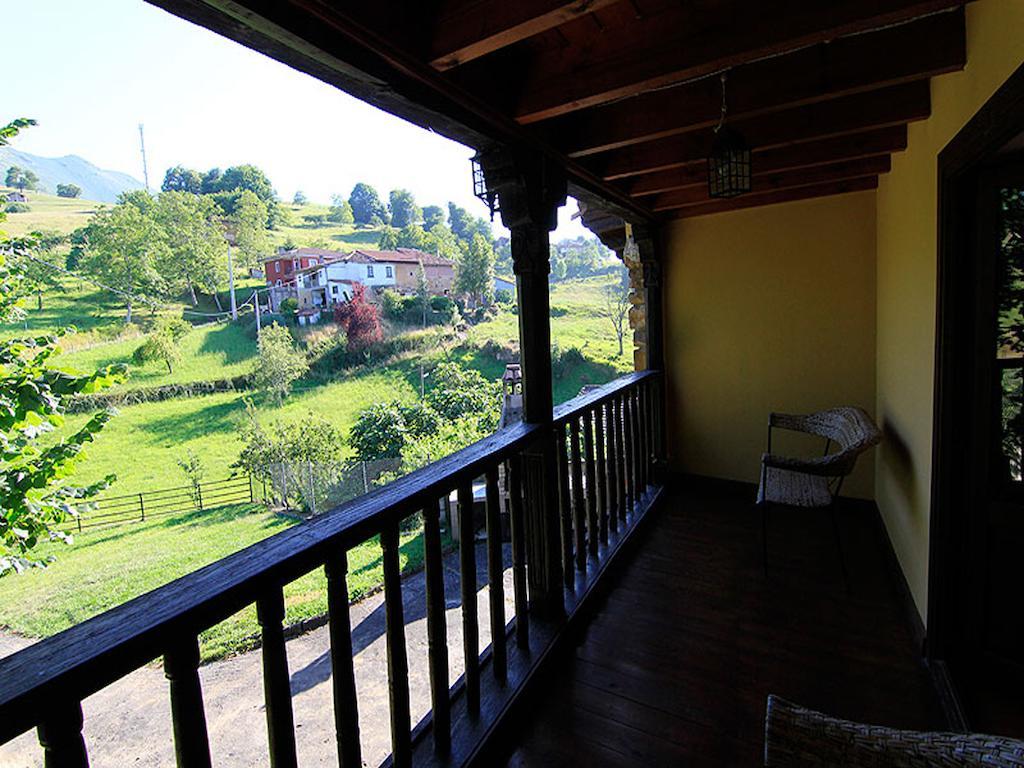 Apartamentos La Corona Llames de Parres Værelse billede