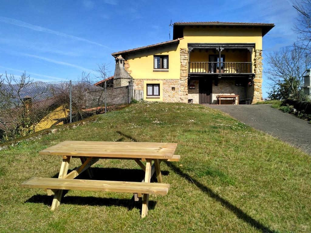 Apartamentos La Corona Llames de Parres Eksteriør billede