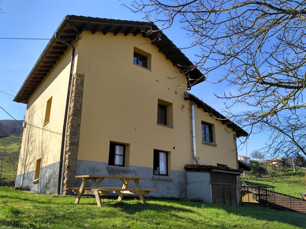 Apartamentos La Corona Llames de Parres Eksteriør billede